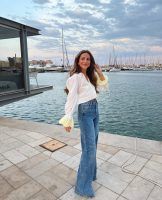Marta Cepeda arrasa con el look de Scalpers para el verano 2004 - Gastronomía y Moda