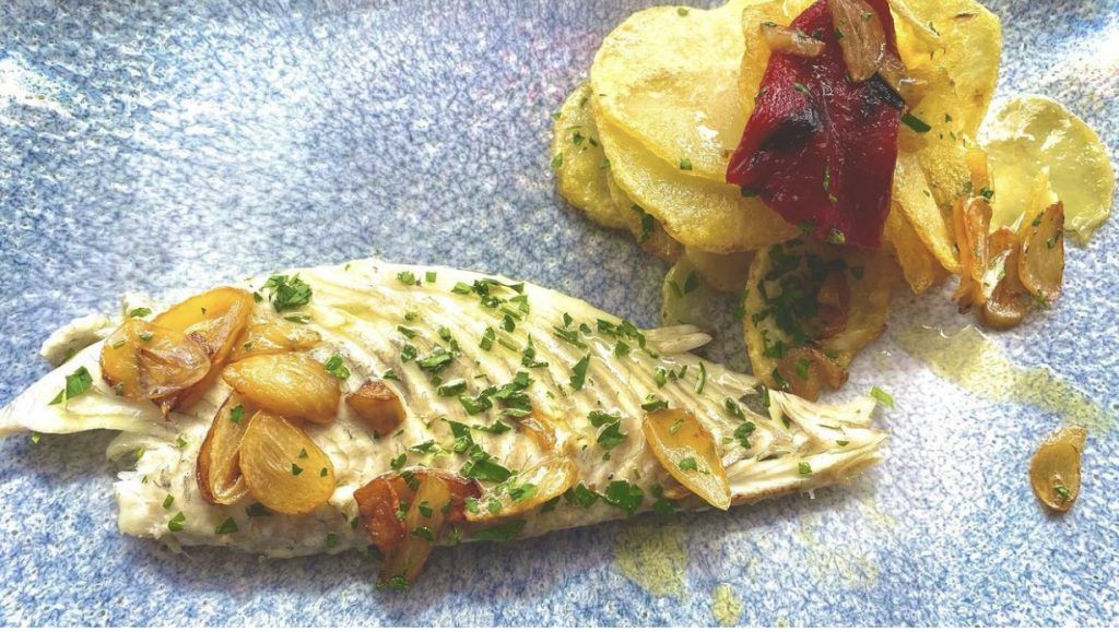 Carlos Herrera: «El mejor rodaballo en mucho tiempo, en Habana Lounge en Marbella» Carlos Herrera "El mejor rodaballo en mucho tiempo, en Habana Lounge en Marbella" - Gastronomía y Moda