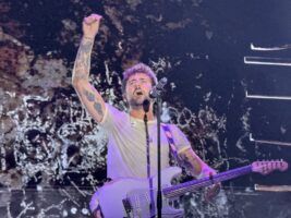 Así fue el concierto de Dani Fernández en Icónica Sevilla Fest: emoción, himnos y 16.500 personas - Gastronomía y Moda