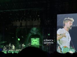 Así fue el concierto de Dani Fernández en Icónica Sevilla Fest: emoción, himnos y 16.500 personas - Gastronomía y Moda