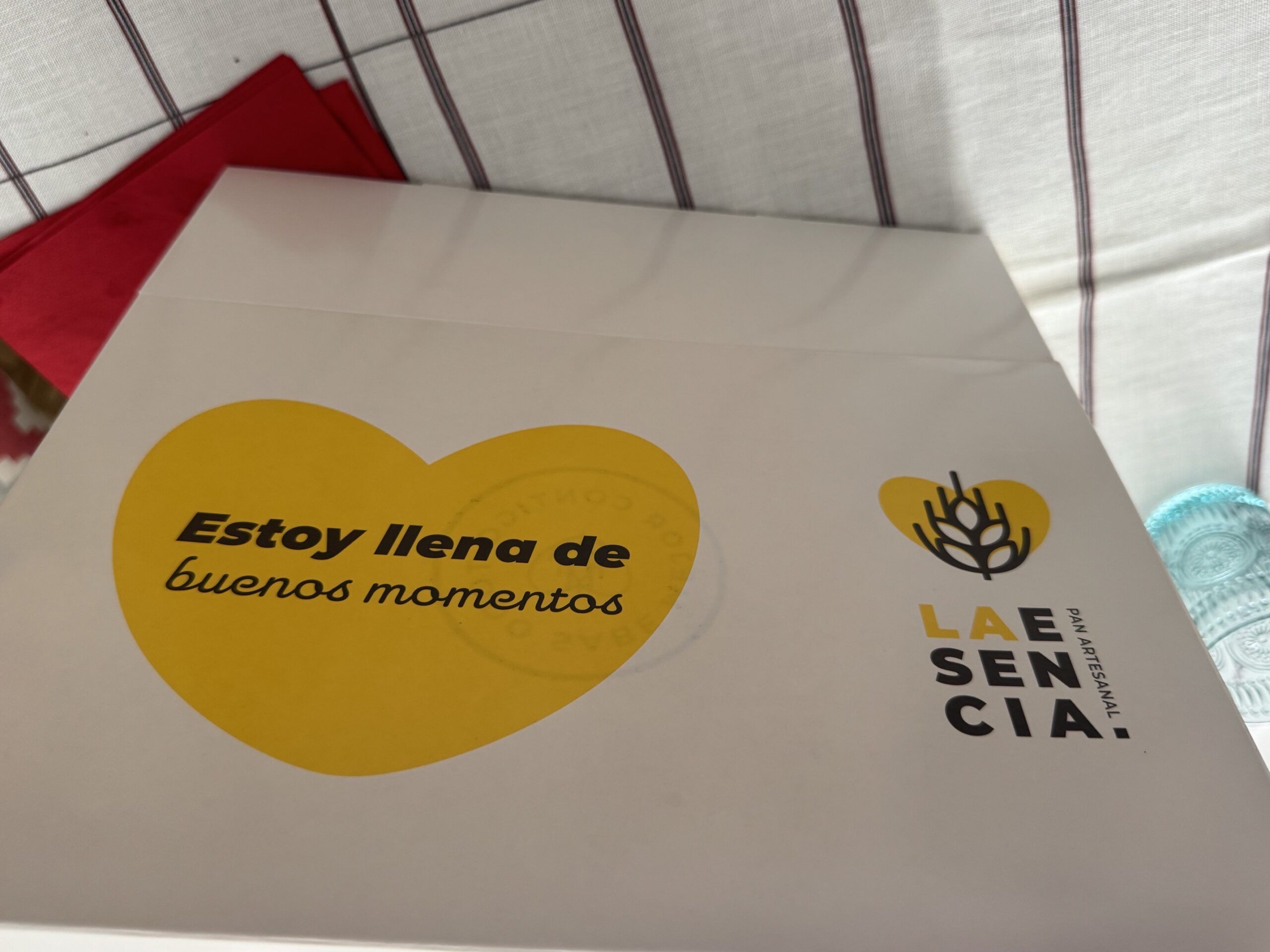 Pan La Esencia conquista los paladares en Sevilla con una repostería artesanal para disfrutar de cada bocado - Gastronomía y Moda