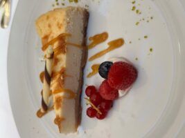 Navidad solidaria en el hotel Alfonso XIII de Sevilla - Gastronomía y Moda