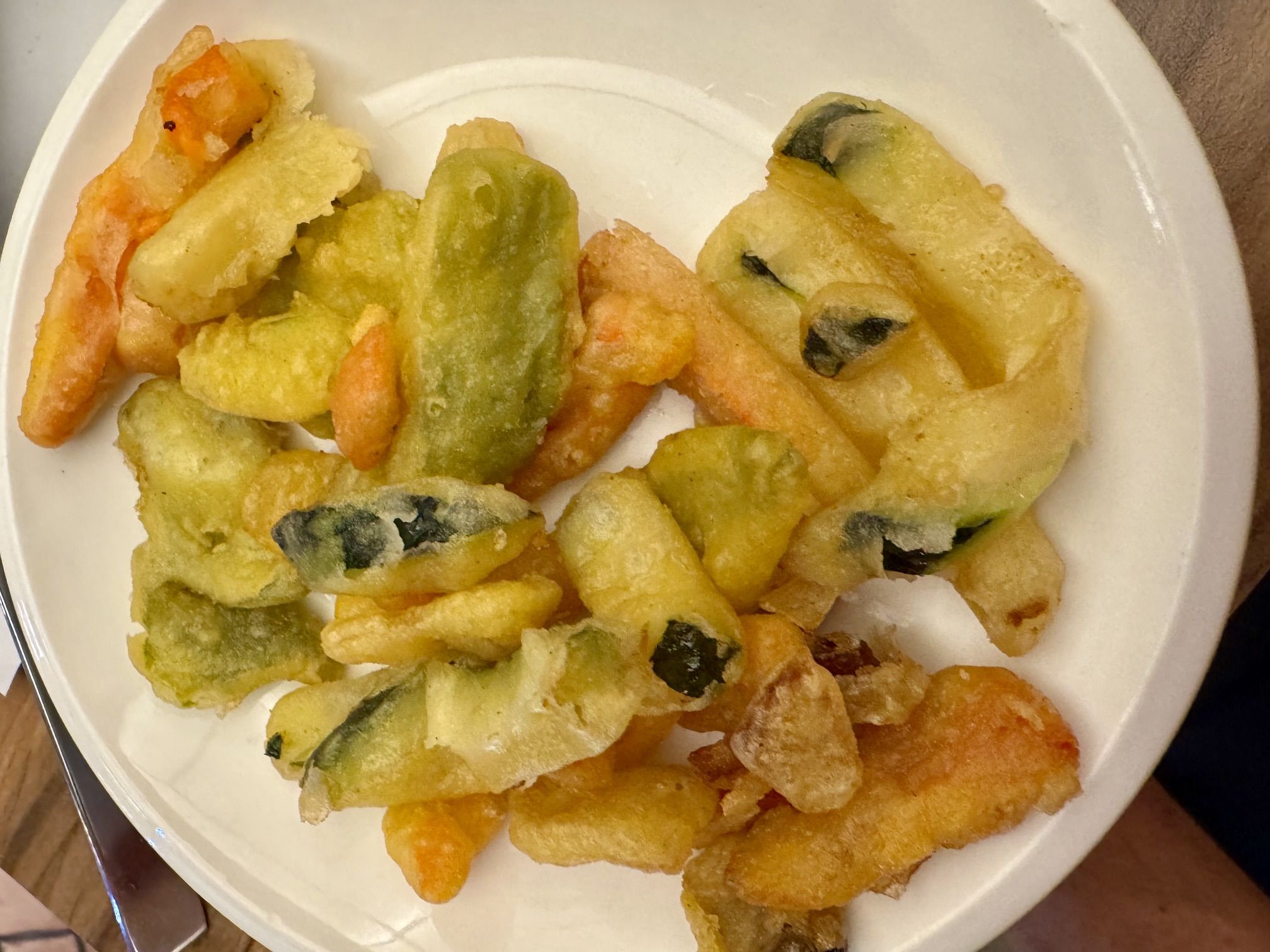 Los Manueles, una parada imprescindible para disfrutar de las tapas tradicionales de Granada - Gastronomía y Moda
