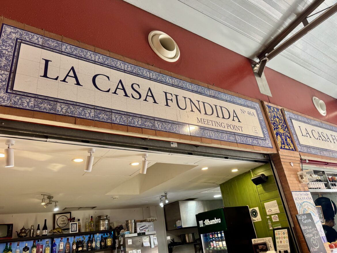 La Casa Fundida, el rincón cosmopolita del Mercado de Triana donde Sevilla se convierte en punto de encuentro La Casa Fundida, el rincón cosmopolita del Mercado de Triana donde Sevilla se convierte en punto de encuentro - Gastronomía y Moda