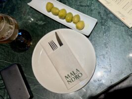 Malandro Sevilla estrena nueva carta en el bar de su primera planta - Gastronomía y Moda