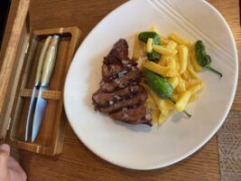 El Orejas Cocinalenta: Sabores que perduran en cada bocado en Granada - Gastronomía y Moda