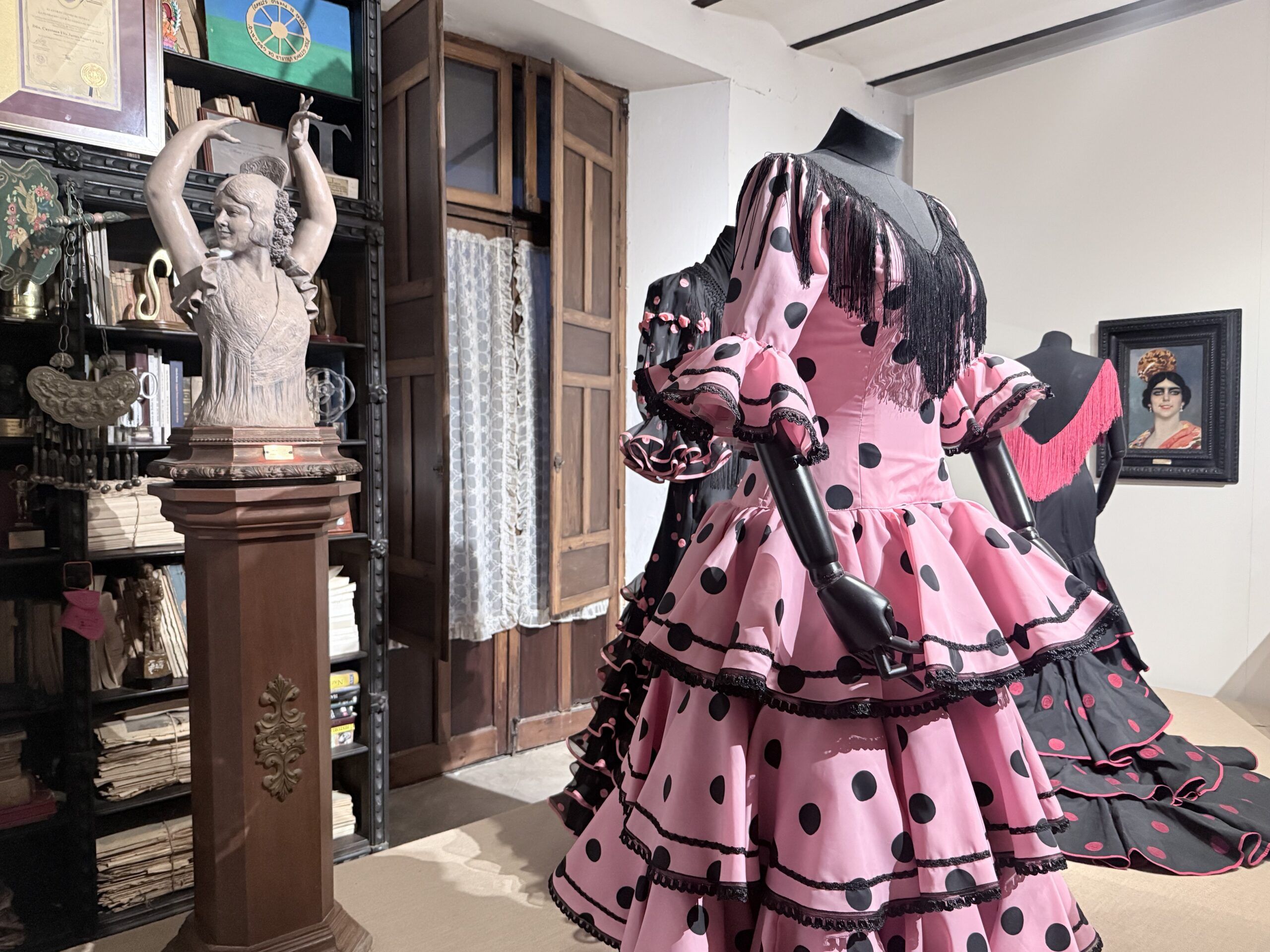 Cayetana, la más sevillana de las grandes: su exposición en el Palacio de las Dueñas - Gastronomía y Moda