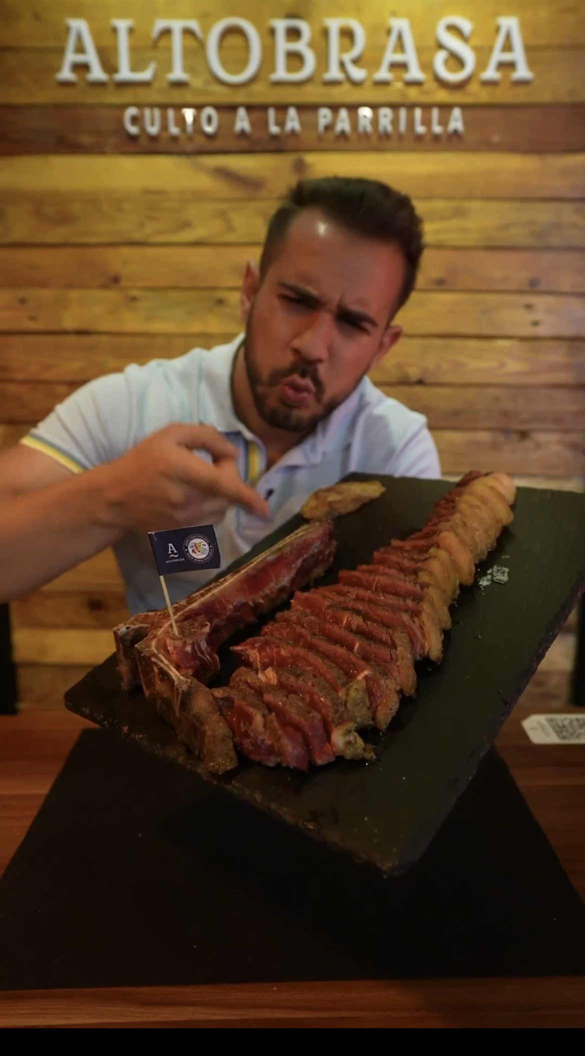 Cenando con Pablo: “Altobrasa es uno de los mejores Restaurantes de Carne de Sevilla” ‘Cenando con Pablo’: “Altobrasa es uno de los mejores Restaurantes de Carne de Sevilla” - Gastronomía y Moda