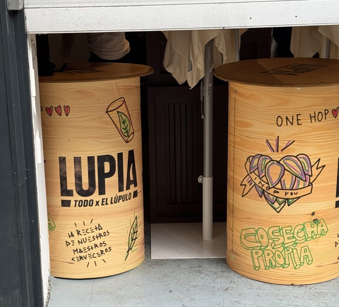 Lupia, la cerveza de cosecha propia que se sirve en La Despensa del Porvenir Lupia, la cerveza de cosecha propia llega una de las 'millas de oro' gastronómicas de Sevilla - Gastronomía y Moda