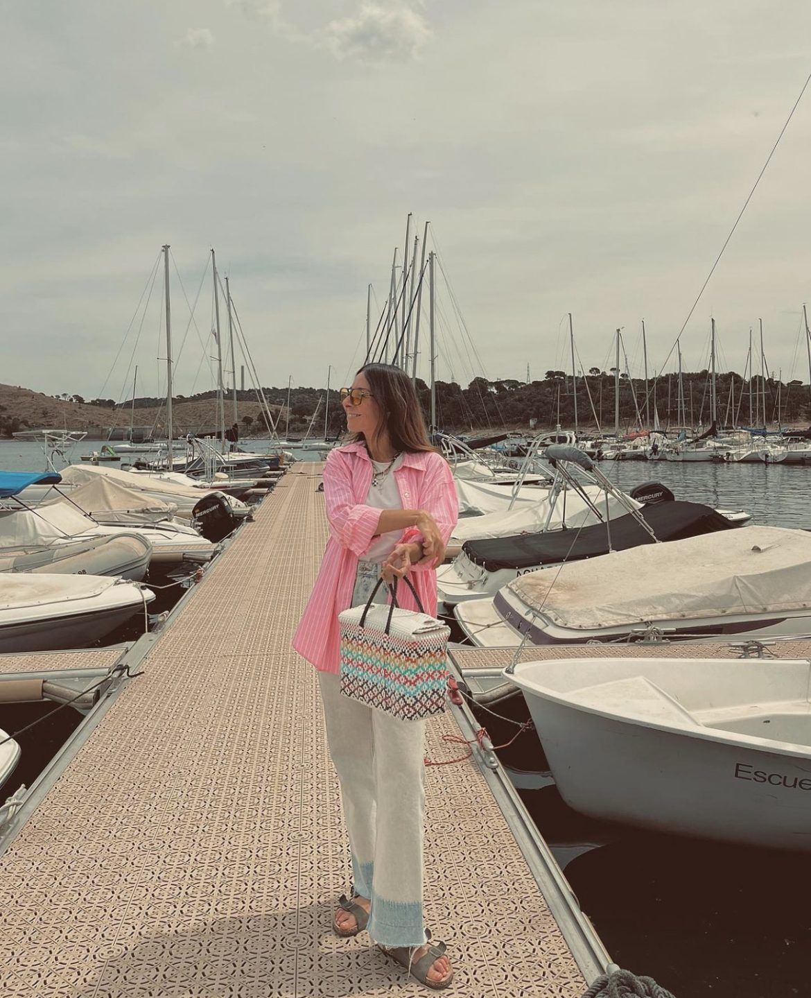 Mónica Sánchez del Monte te revela donde podrás encontrar la camisa para este verano 2023 - Gastronomía y Moda