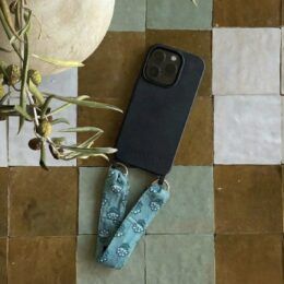Bluelow nos propone el accesorio que todas las invitadas elegantes llevarán este verano - Gastronomía y Moda