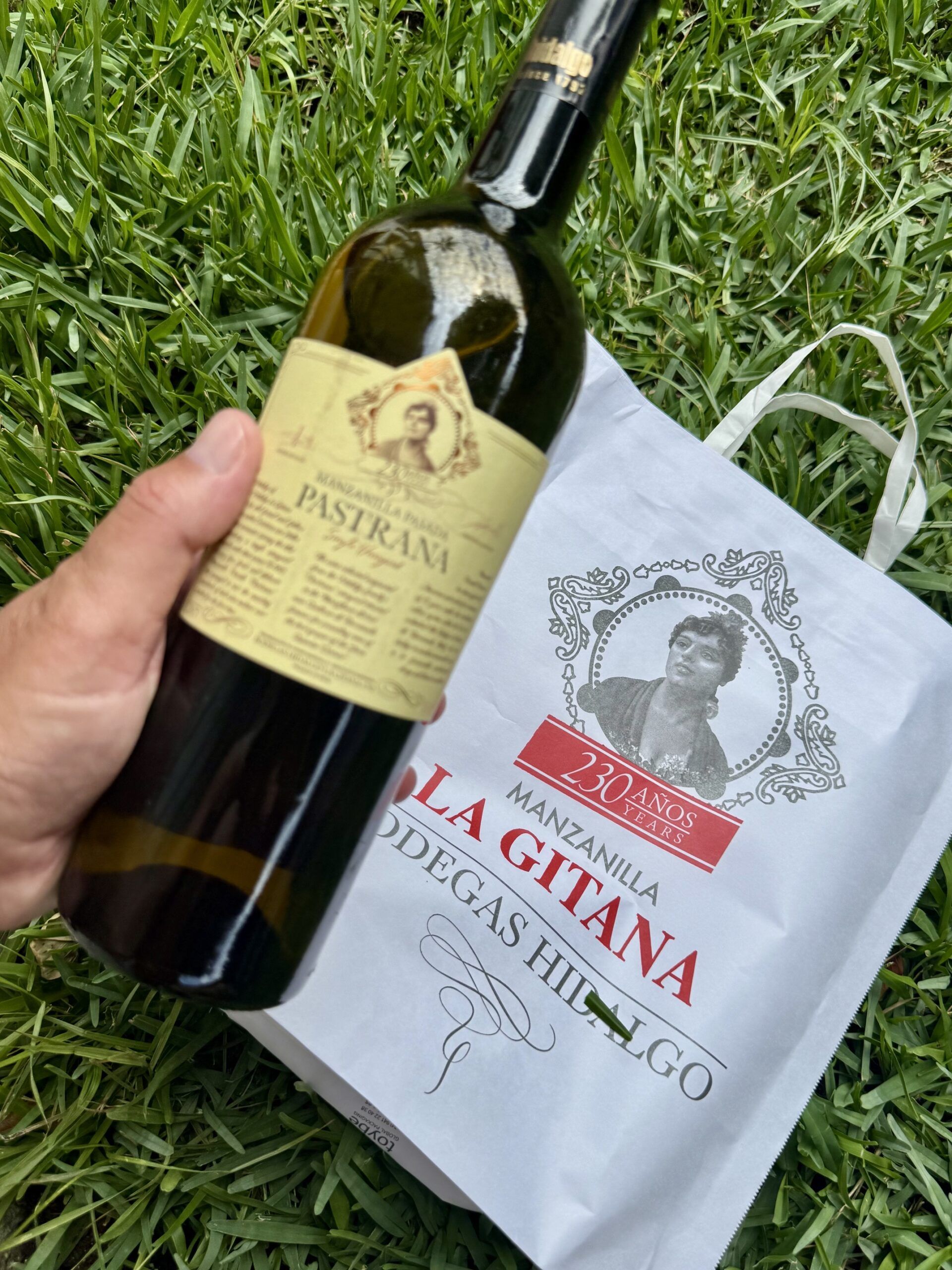 Manzanilla Pasada Pastrana: el vino de Bodegas Hidalgo La Gitana que nace en un viñedo singular de Sanlúcar - Gastronomía y Moda