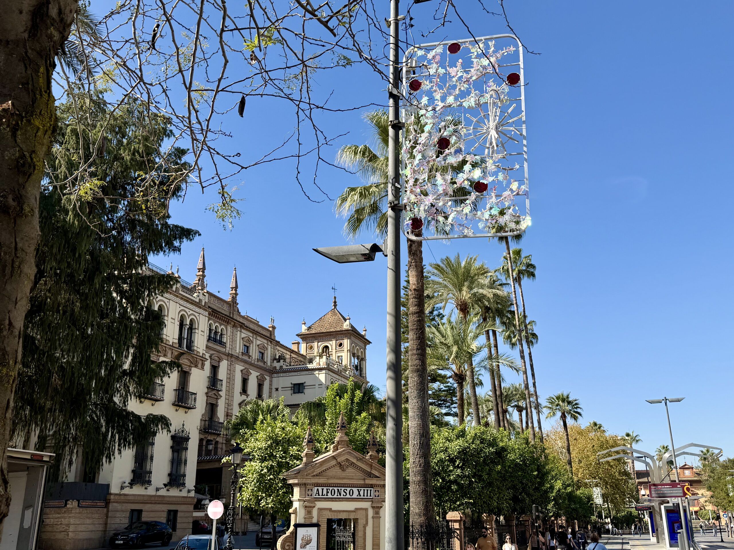 El Hotel Alfonso XIII de Sevilla presenta su propuesta gastronómica para la Navidad 2026-2027 - Gastronomía y Moda