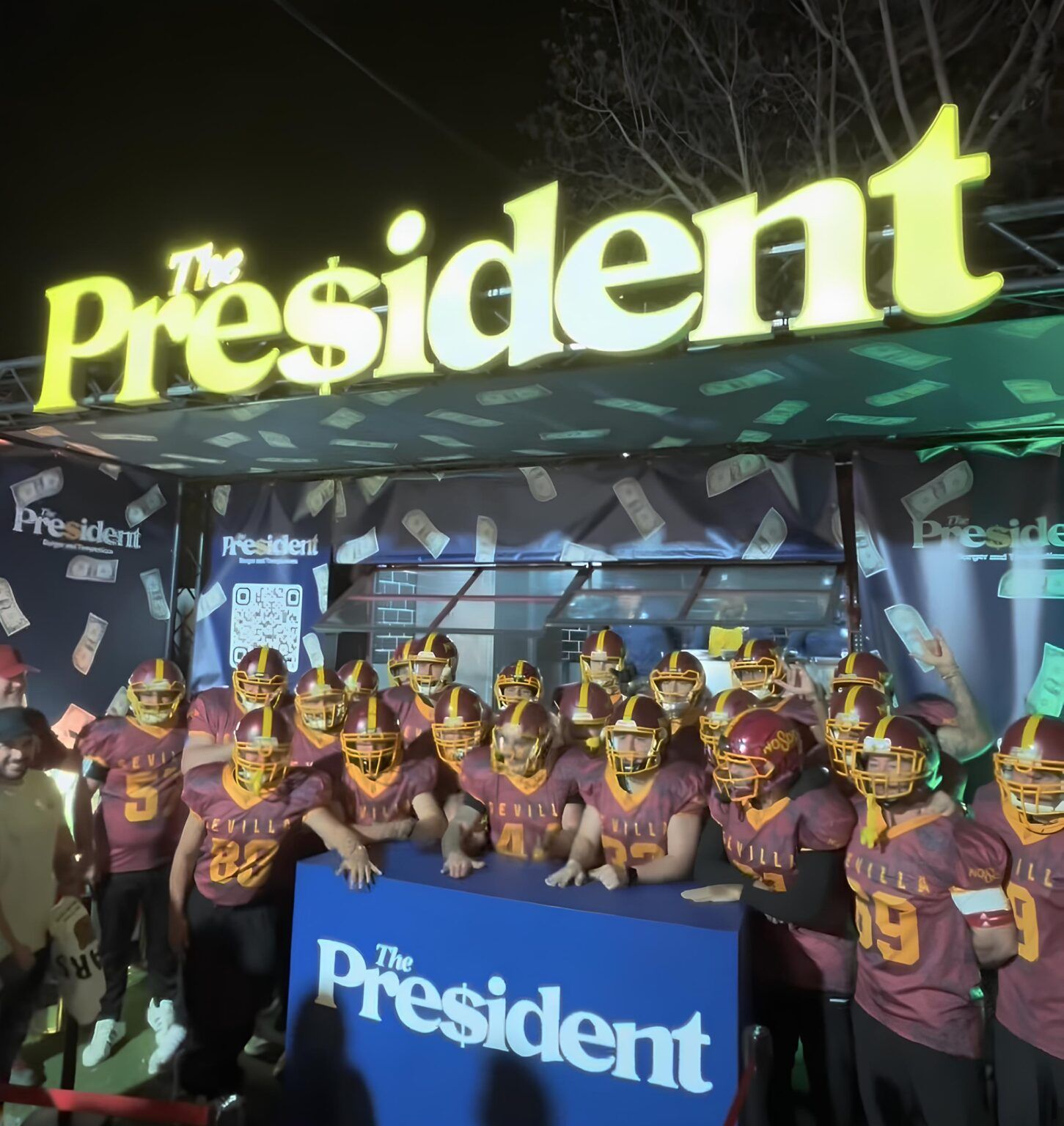Sevilla Linces Football se rinde a The President en The Champions Burger y la sitúa como la gran favorita del evento - Gastronomía y Moda