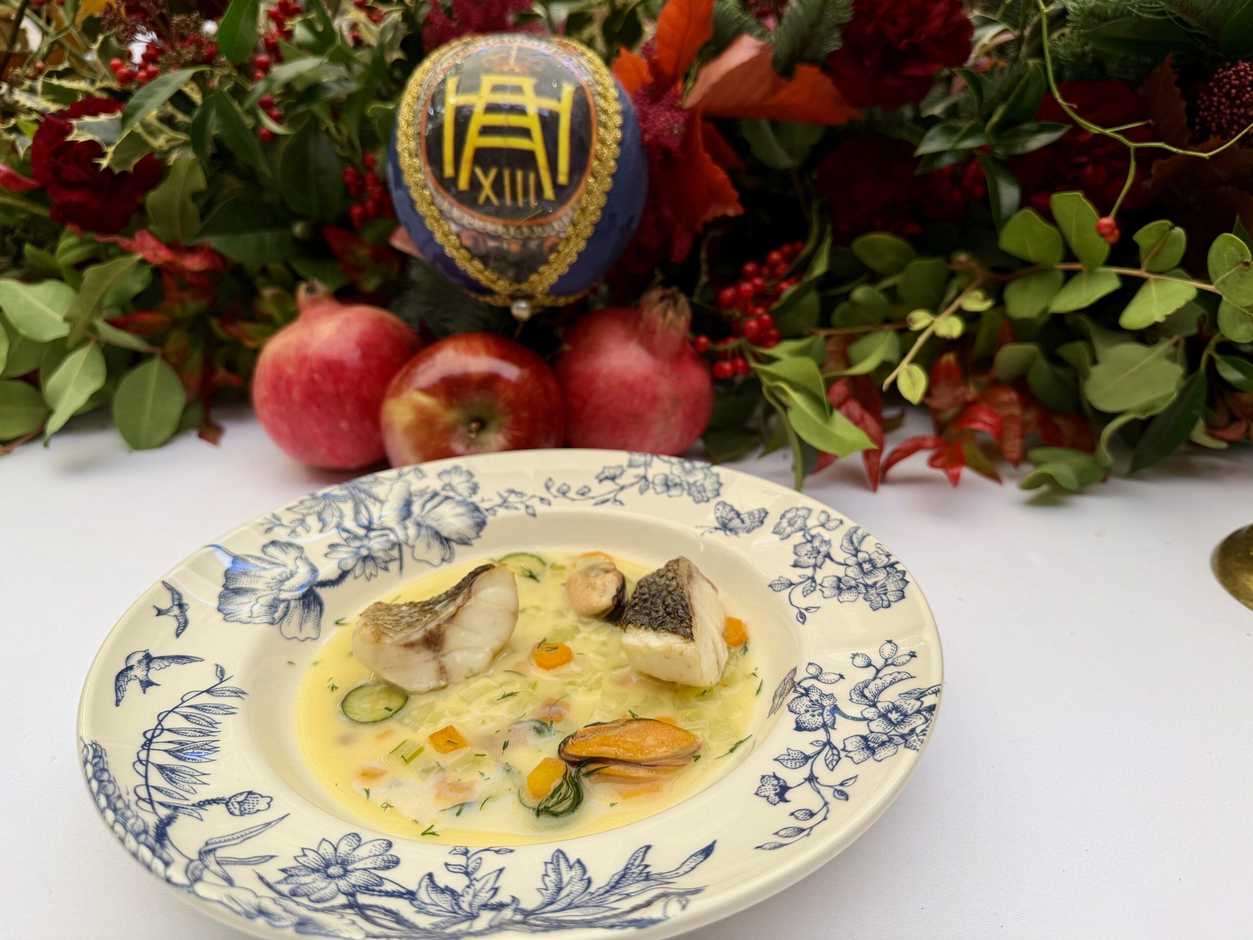 El Hotel Alfonso XIII de Sevilla presenta su propuesta gastronómica para la Navidad 2026-2027 - Gastronomía y Moda
