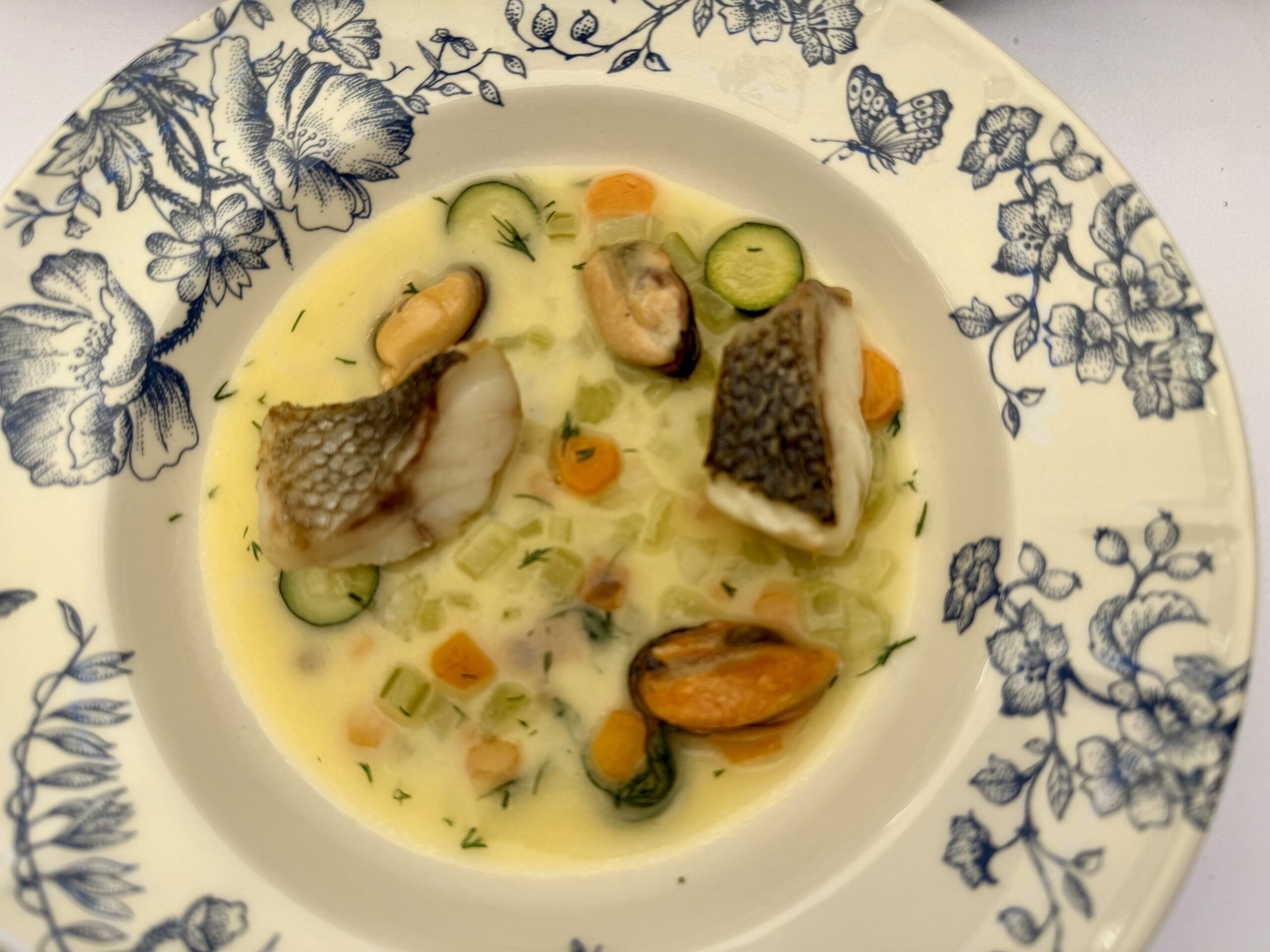 El Hotel Alfonso XIII de Sevilla presenta su propuesta gastronómica para la Navidad 2026-2027 - Gastronomía y Moda