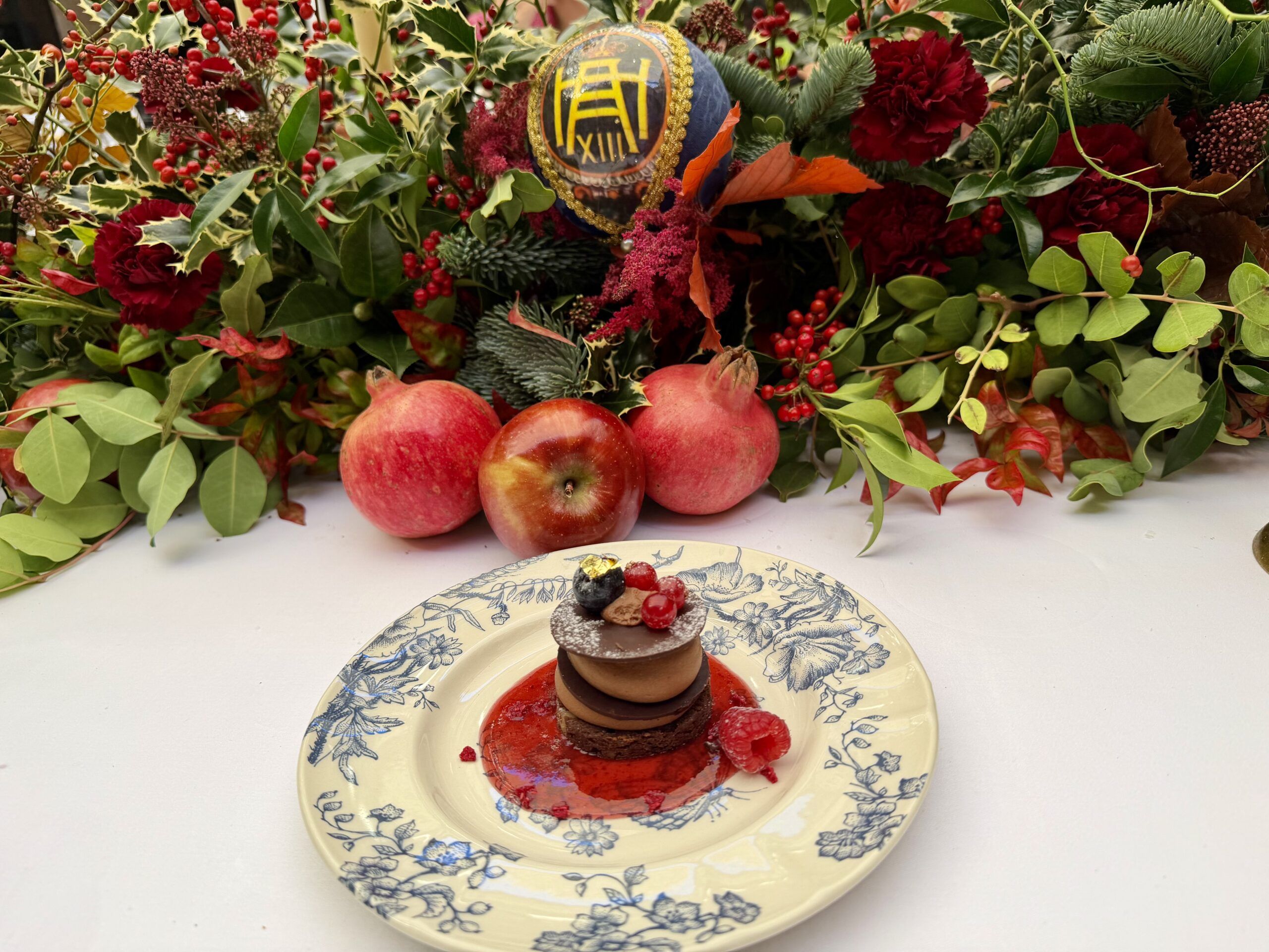 El Hotel Alfonso XIII de Sevilla presenta su propuesta gastronómica para la Navidad 2026-2027 - Gastronomía y Moda