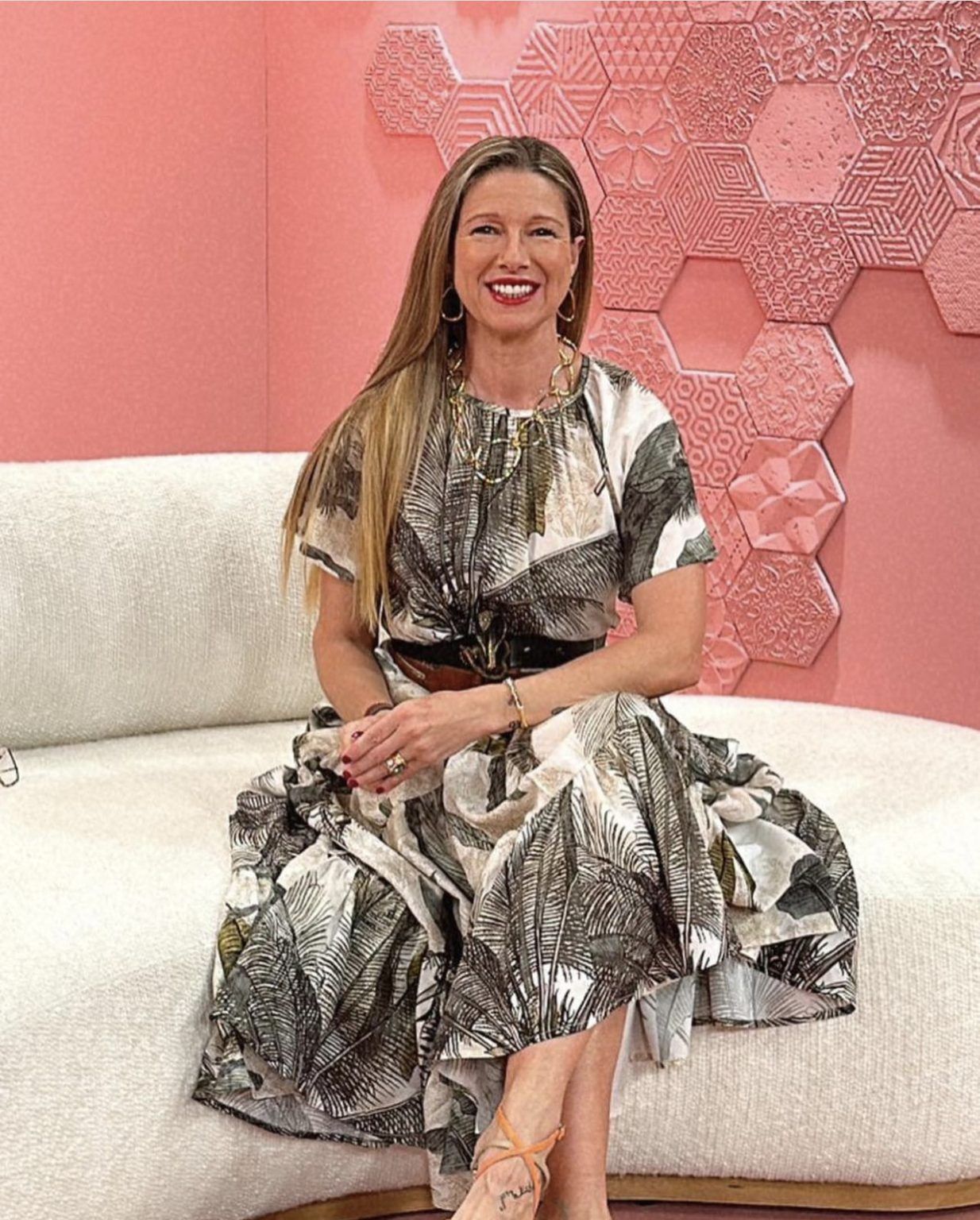 Anne Igartiburu, enamorada de los diseños de Rocío Ortega Anne Igartiburu, enamorada de los diseños de Rocío Ortega - Gastronomía y Moda