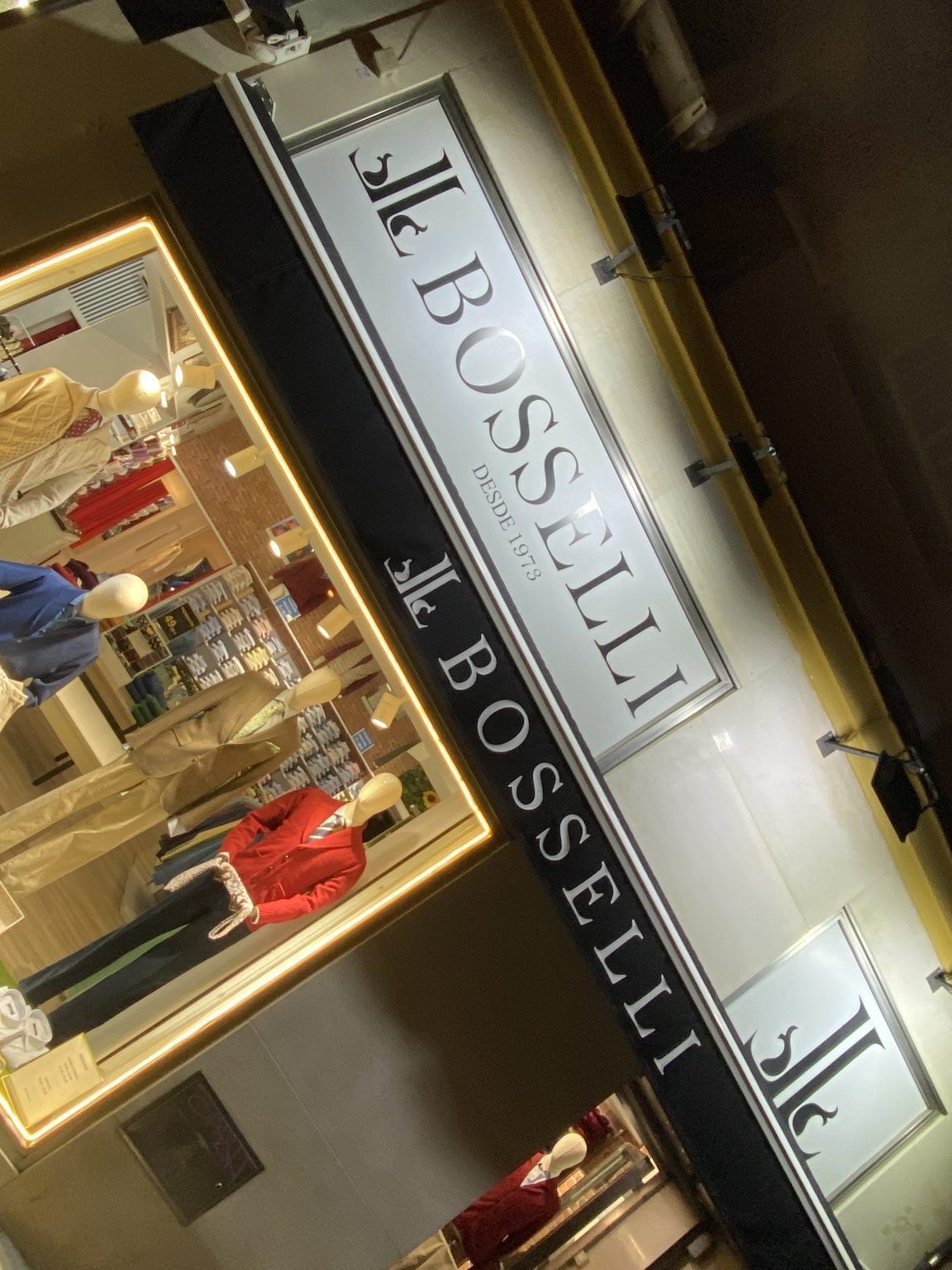 La alta confección en moda masculina de Bosselli estrena tienda online - Gastronomía y Moda
