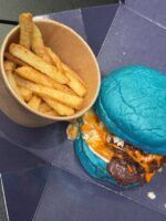 The President y la Emmy Peta Z: la hamburguesa que estalla en sabor y rompe las reglas - Gastronomía y Moda