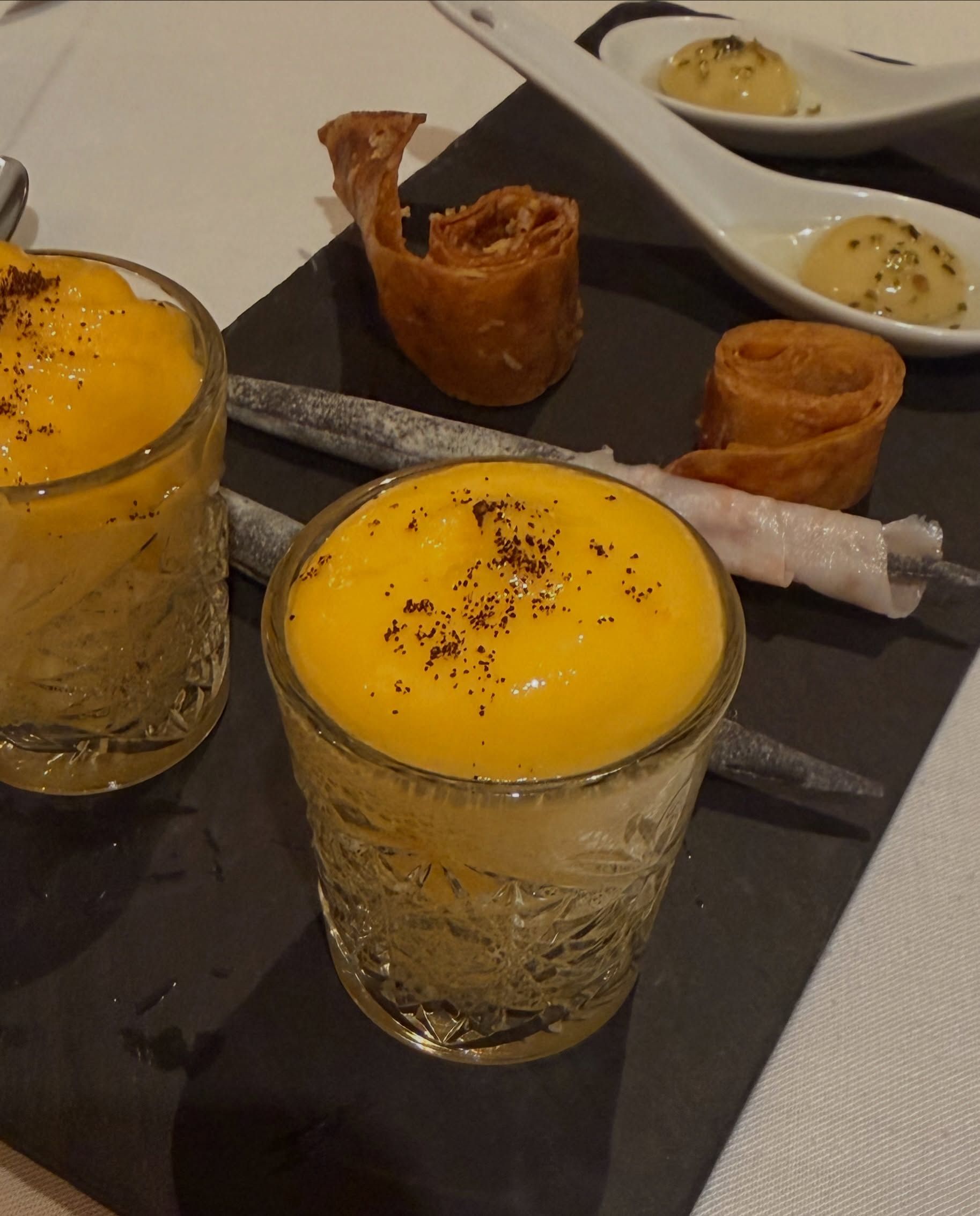 Dónde comer en Vielha: Era Coquela, un restaurante clásico del Valle de Arán - Gastronomía y Moda