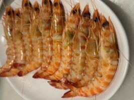 Los langostinos de Sanlúcar que Triana presume en Chiguato - Gastronomía y Moda