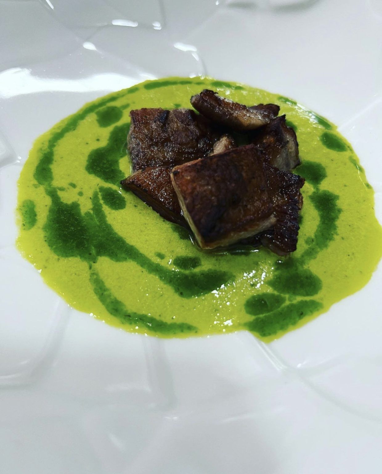 Lalola de Javi Abascal tiene el plato más refrescante del verano 2023 - Gastronomía y Moda