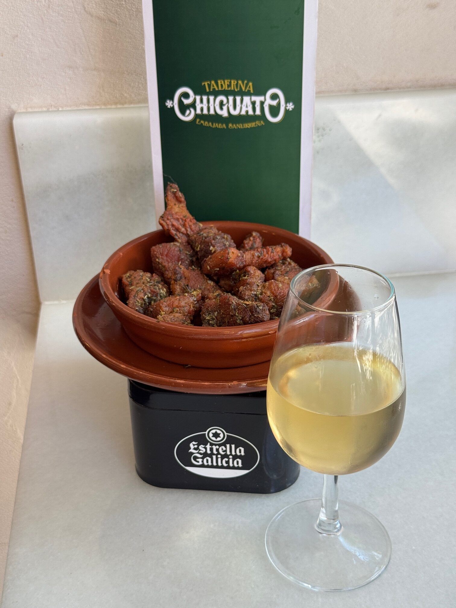 Taberna Chiguato, la embajada gastronómica de Sanlúcar de Barrameda en Triana - Gastronomía y Moda