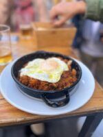 Migas con huevo: tradición viva en pleno corazón de San Lorenzo - Gastronomía y Moda