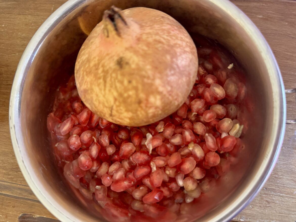 La granada: la joya roja del otoño que enamora a la gastronomía - Gastronomía y Moda