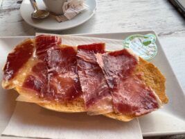 El desayuno del día en Almonte: Los Tanajales - Gastronomía y Moda