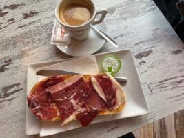 El desayuno del día en Almonte: Los Tanajales - Gastronomía y Moda