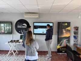 La edición 2024 de la Feria de Muestras de Productos Típicos y Artesanales de la Sierra Morena sevillana en El Pedroso ya tiene fecha - Gastronomía y Moda
