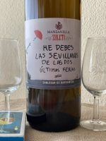 La Feria de Abril de Sevilla más esperada ya tiene su manzanilla viral - Gastronomía y Moda