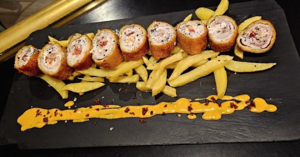 Flamenquín XL en Viejo Tito Victoria: una delicia imprescindible en Los Remedios - Gastronomía y Moda
