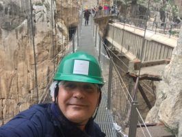 El Caminito del Rey se reabre con medidas de seguridad que garantizan la distancia entre los visitantes y la desinfección de los espacios - Gastronomía y Moda