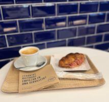 El desayuno del día en Sevilla: Bombon Boss (Lagoh) - Gastronomía y Moda