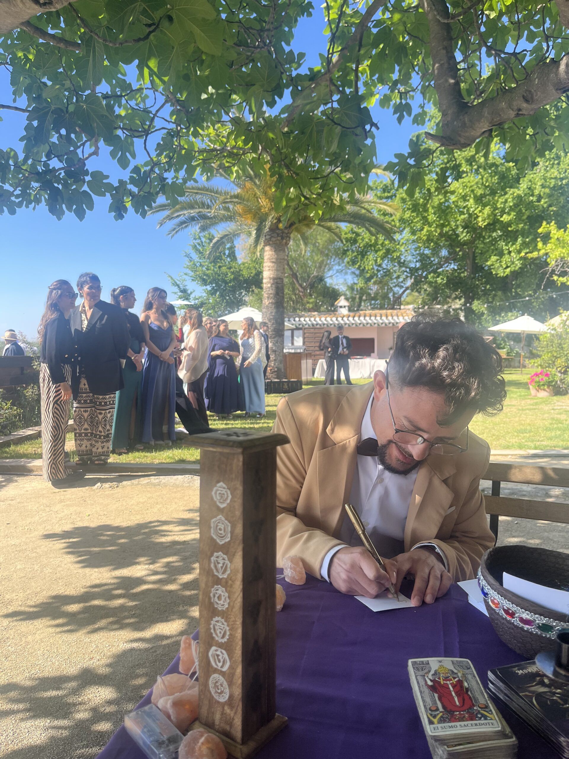 El Tarot de Susi convierte cualquier celebración en una experiencia inolvidable con su exclusivo Tarot Corner para eventos - Gastronomía y Moda