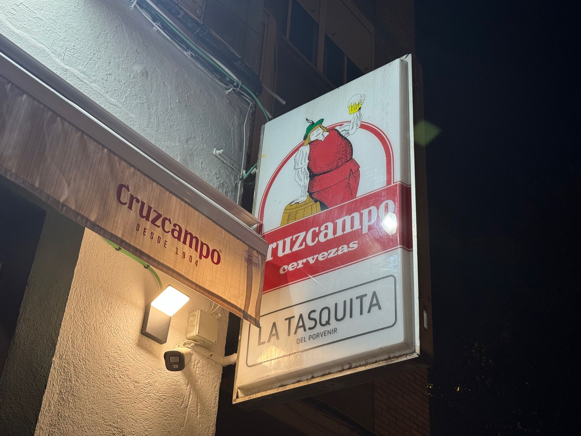 La Tasquita del Porvenir, tapas típicas elaboradas y en conservas - Gastronomía y Moda