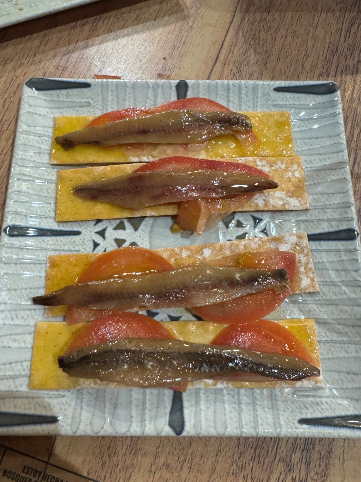 La Tasquita del Porvenir, tapas típicas elaboradas y en conservas - Gastronomía y Moda