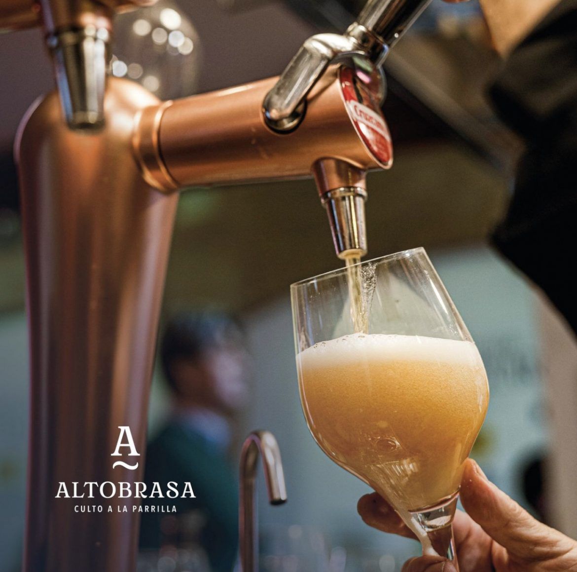 En Sevilla… ¡Viva la cerveza… en Altobrasa! ¡Viva la cerveza... en Altobrasa! - Gastronomía y Moda