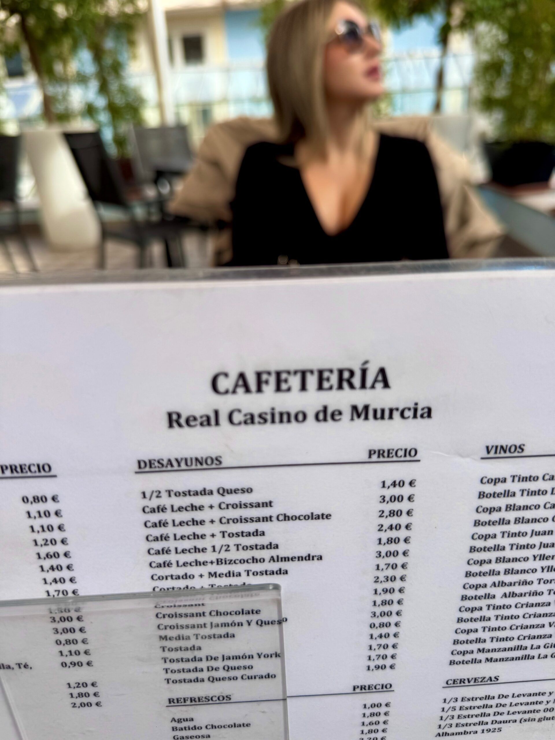 Real Casino de Murcia: una visita entre historia, gastronomía y ambiente navideño - Gastronomía y Moda