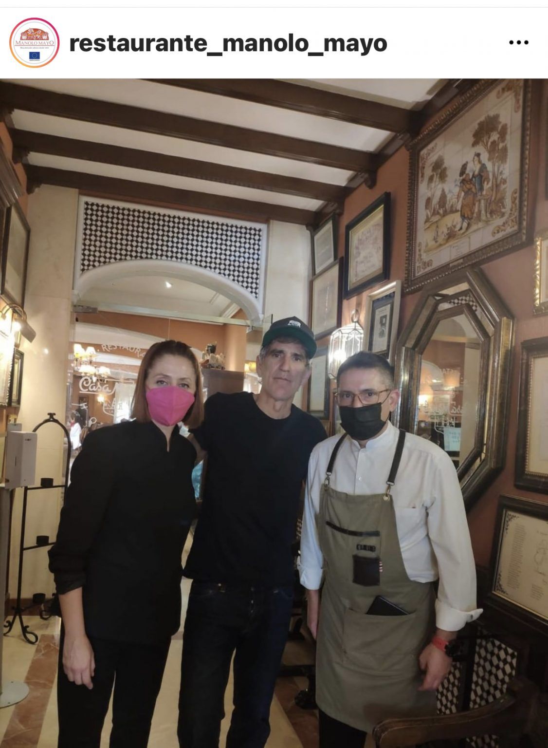 Mikel Erentxun disfruta de la gastronomía en 'Manolo Mayo' - Gastronomía y Moda