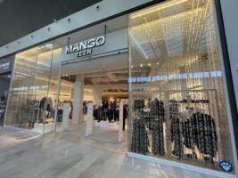 Mango inaugura en Lagoh 'Mango Teen', la línea de moda más juvenil de la reconocida marca de moda española - Gastronomía y Moda