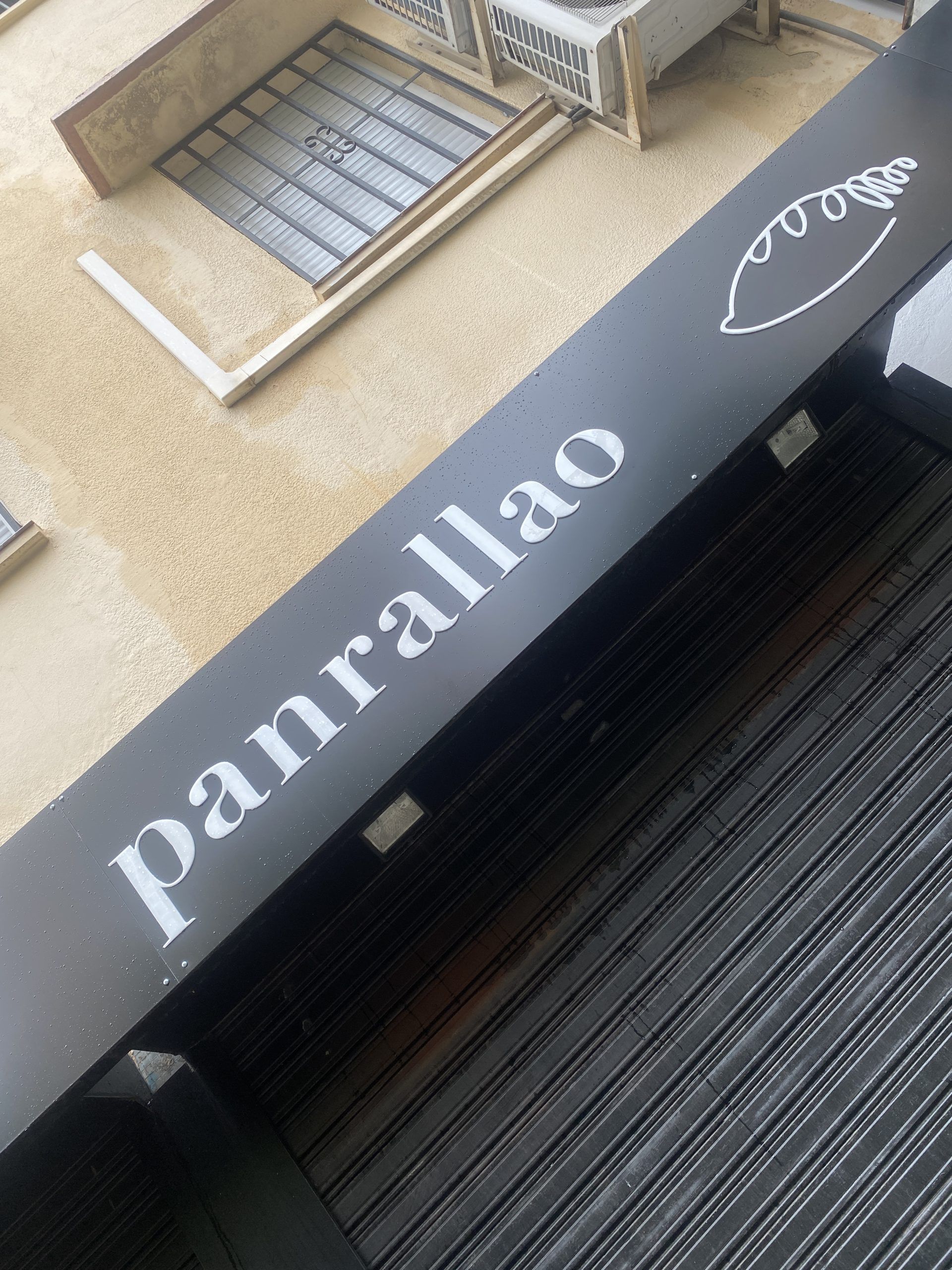 El restaurante Panrallao en Sevilla estrena su carta de primavera incorporando tapas y un menú diario a precios populares - Gastronomía y Moda