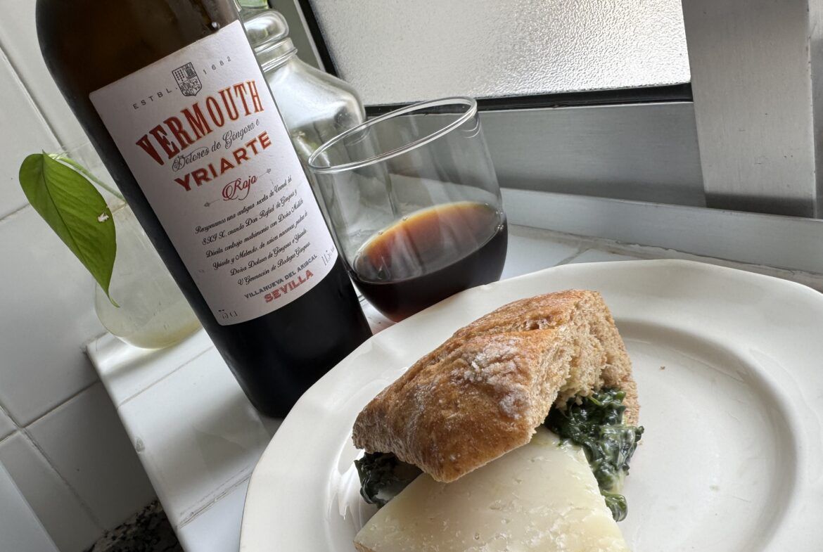 Vermouth Yriarte, dorado, tostado, y agradable de Bodegas Góngora Vermouth Yriarte, dorado, tostado, y agradable de Bodegas Góngora - Gastronomía y Moda