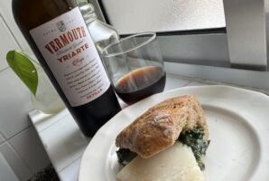 Vermouth Yriarte, dorado, tostado, y agradable de Bodegas Góngora - Gastronomía y Moda