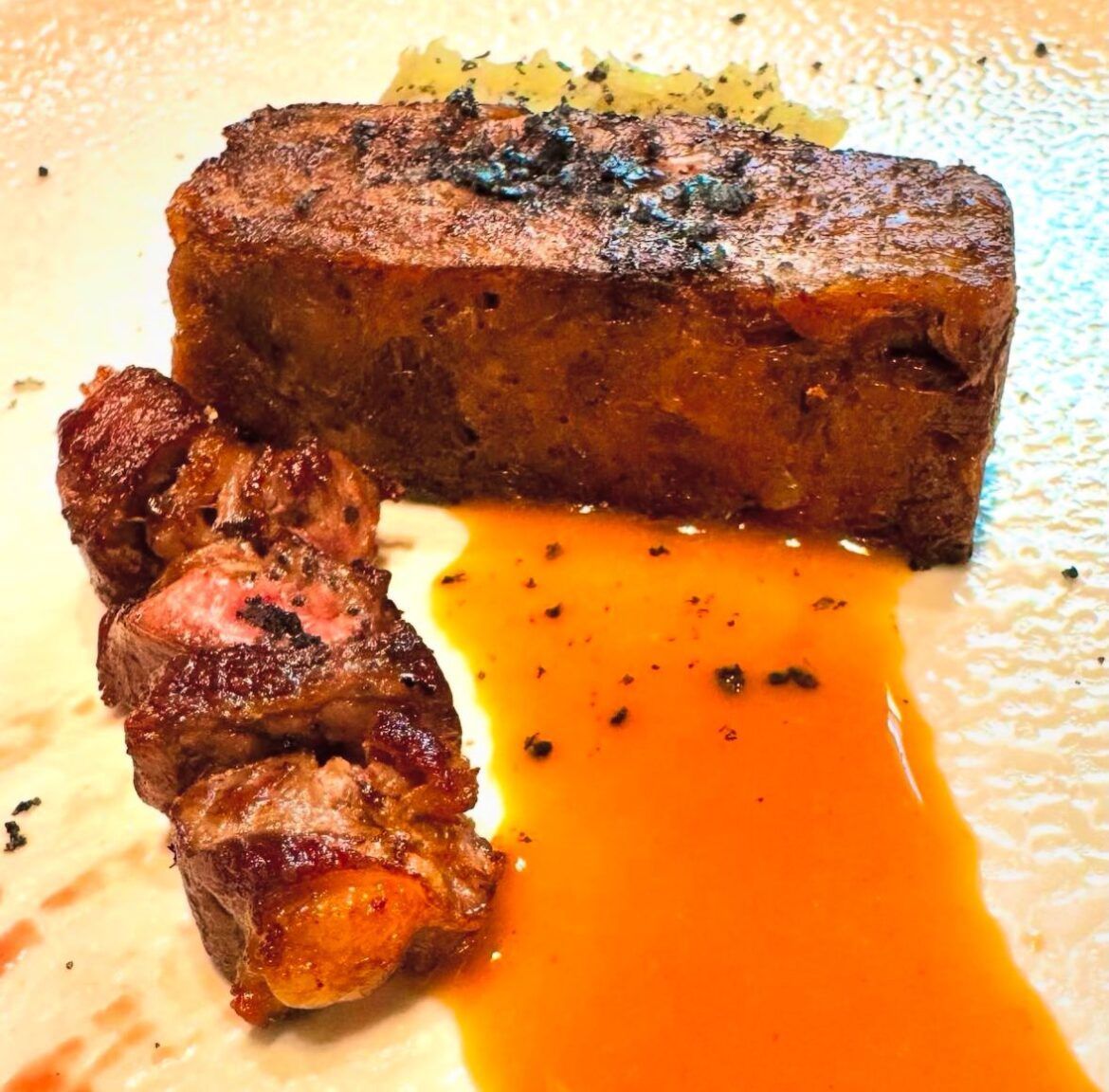 El lingote de cordero, la exquisitez en restaurante Lalola que vuelve loco a Carlos Herrera - Gastronomía y Moda