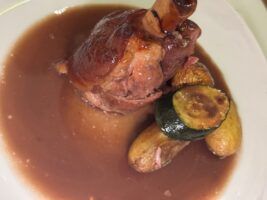 El Agustina, el encanto en el corazón de la Sierra Morena - Gastronomía y Moda