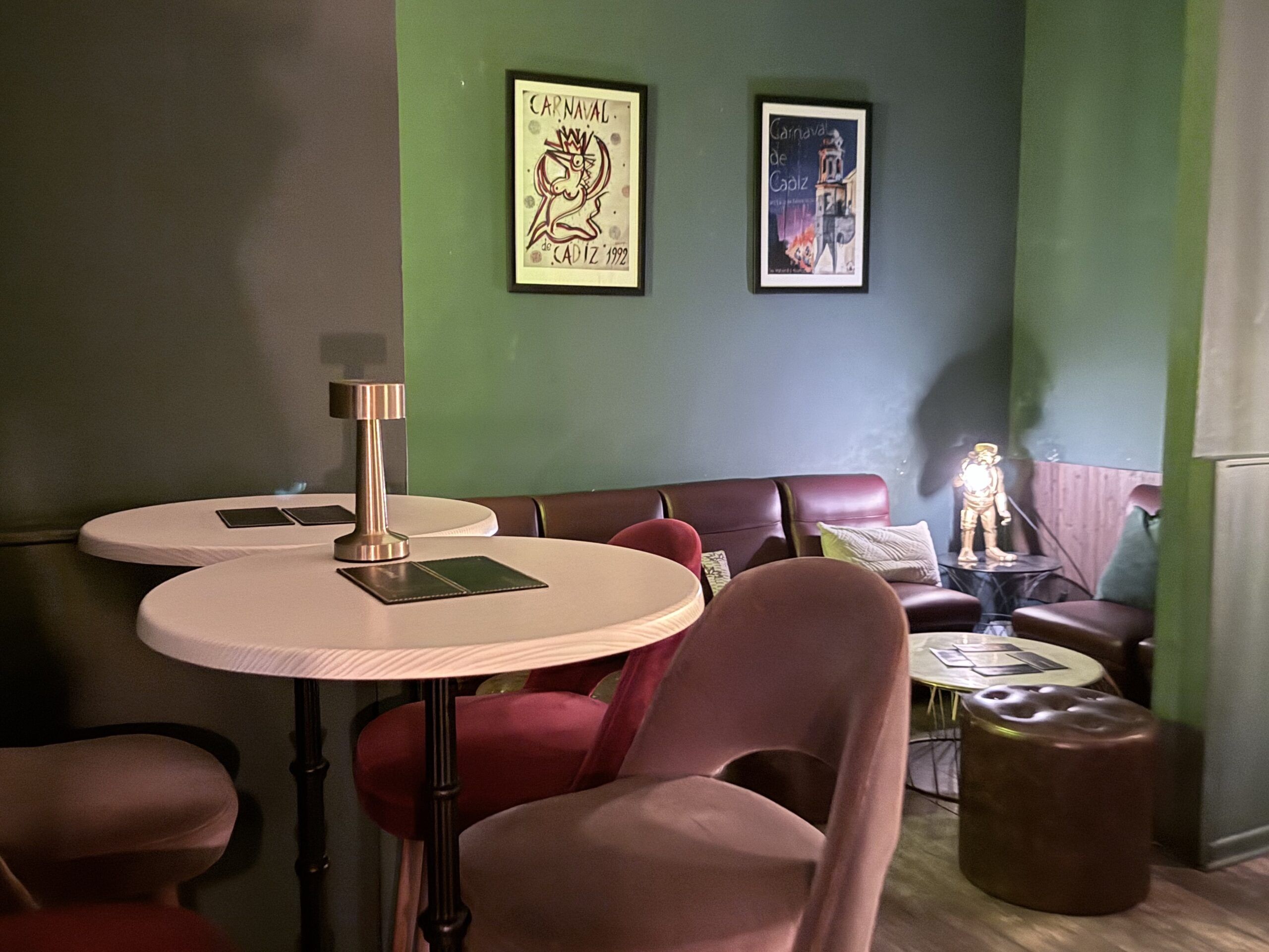 Una noche en Momus, una de las barras más creativas de Madrid - Gastronomía y Moda